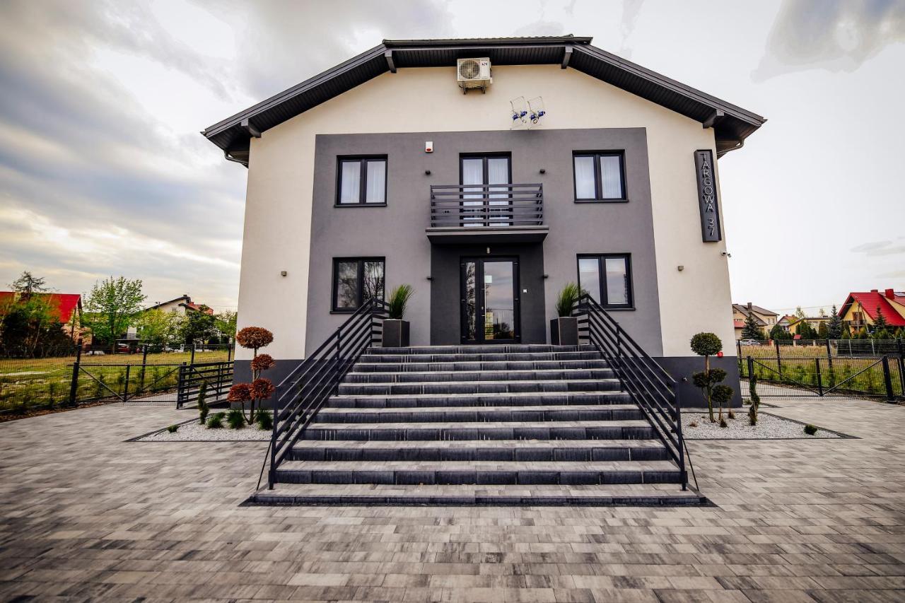 Bed and Breakfast Targowa37 Uniejów Exterior foto